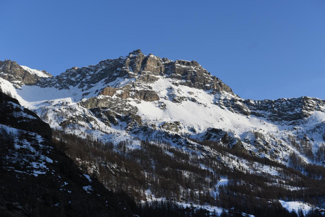 Hotel Rascard Valtournenche Εξωτερικό φωτογραφία
